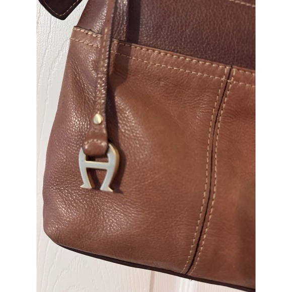 Etienne Aigner Vintage Leather Shoulder Bag Medium Brown Brass Hardware EUC - Picture 4 of 14